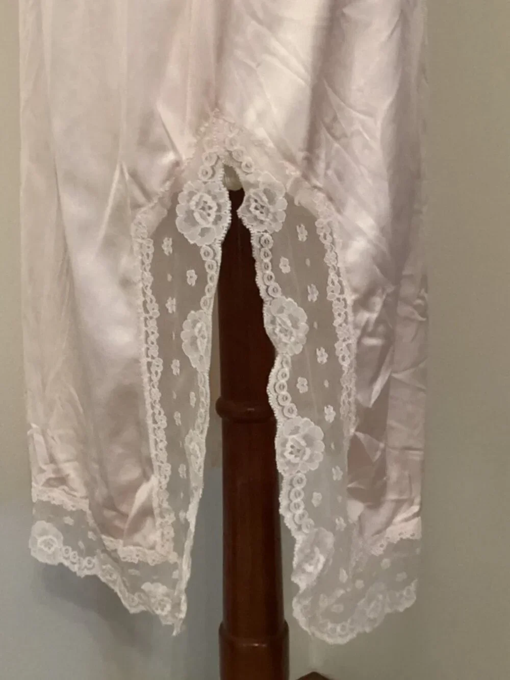 NEW VTG Warner's Whimsies Pink Lace Trim Nylon Slip Nighty Gown Lingerie 36